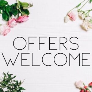 Floral Decor with Pink and White Roses